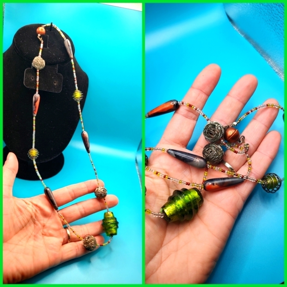 Boutique Beaded Unique Wire with Glass beads Necklace!